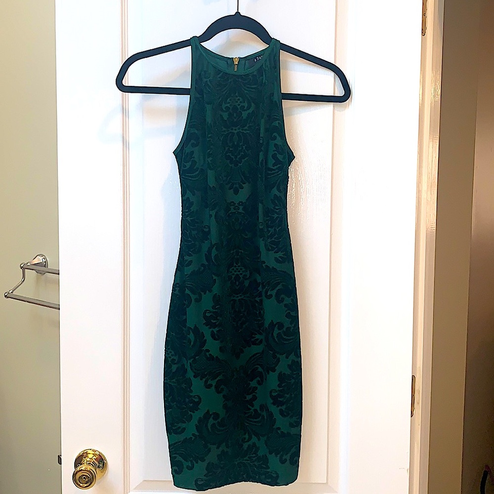 Dark green dress- perfect party dress!
